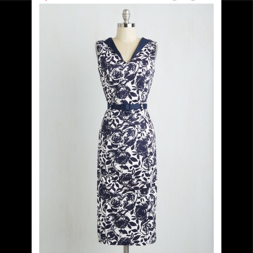NWT ModCloth Classy Floral Midi Dress size 8